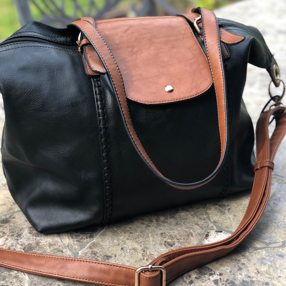 Kelly & Katie Faux Leather Black/Brown Handbag